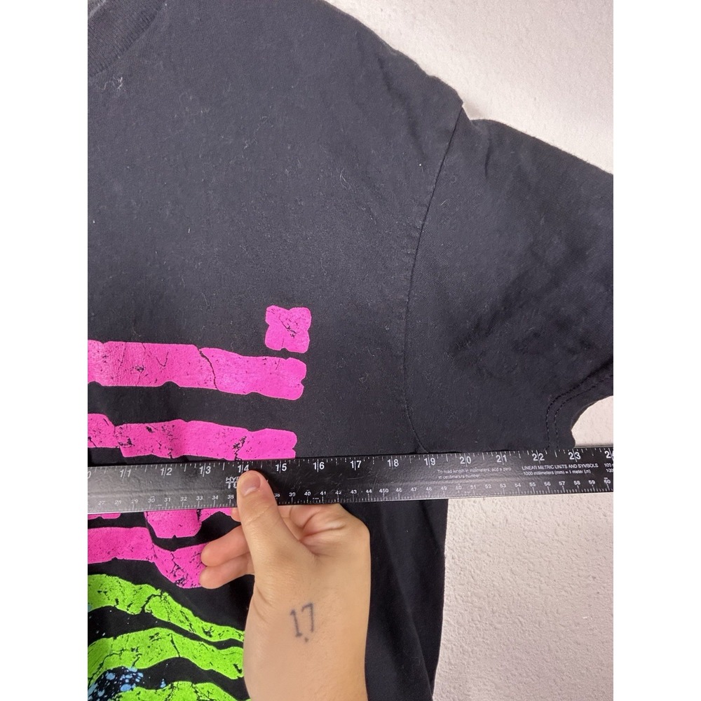 Avril Lavigne Greatest Hits Tour Womens Shirt Top Double Side Graphic Band Sz L - Picture 5 of 6